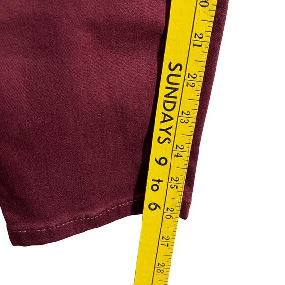 Torrid Feel The Fit Women 24R Super Soft Five Pocket Jegging Burgundy Maroon NWT - Picture 4 of 8